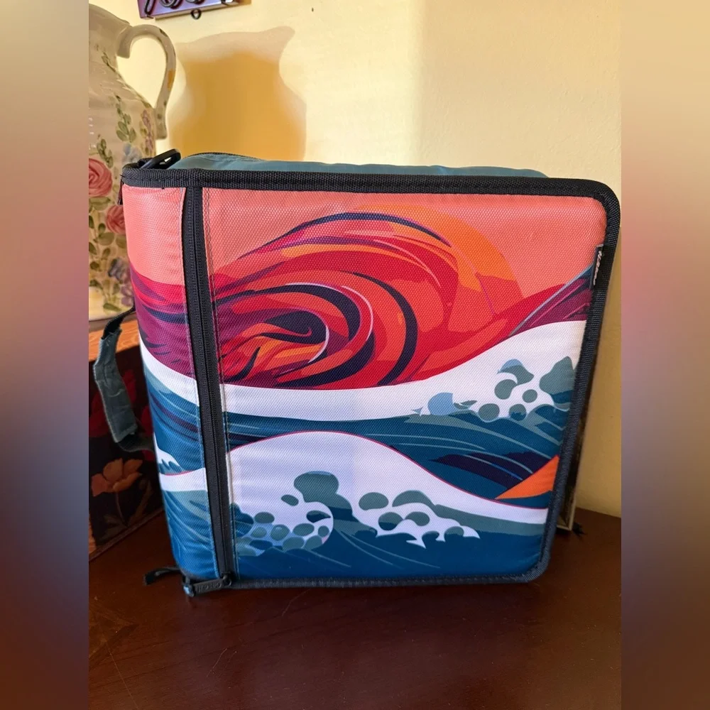 Artistic Wave Design 3 Inch Zipper Binder
